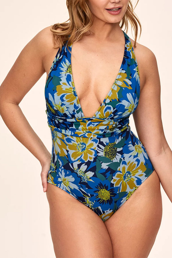 Sexy backless strappy triangle swimsuit