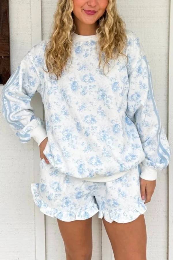 Vintage Floral Ruffle Sweatshirt & Shorts Two‑Piece Set