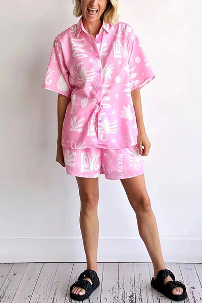 Unique Print Short Sleeve Top and Elastic Waist Loose Shorts Set