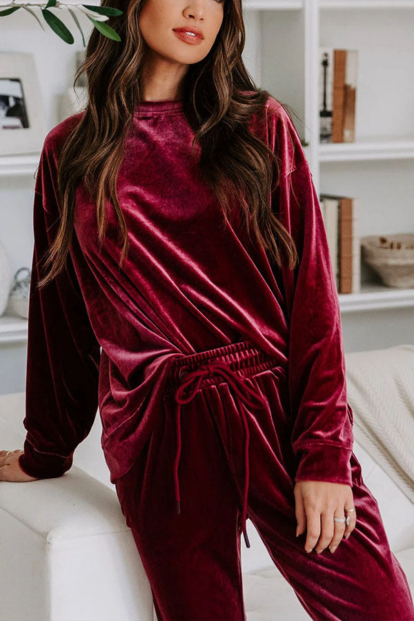 Red Solid Velvet Round Neck Top & Drawstring Pants Longe Set