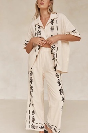 Loose Lapel Printed Top Casual Holiday Pants Set