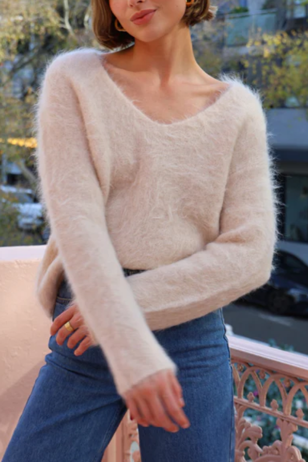 Alpaca V-Neck Knit In Cream