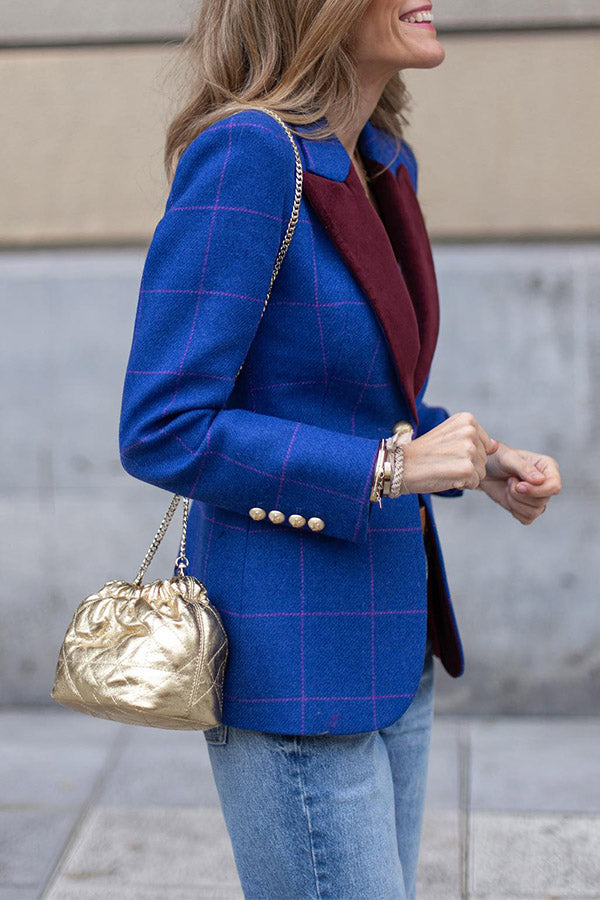 Stylish contrasting lapel blazer