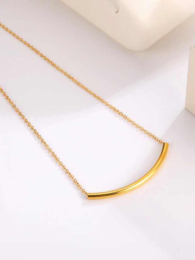 Curved Bar Necklace