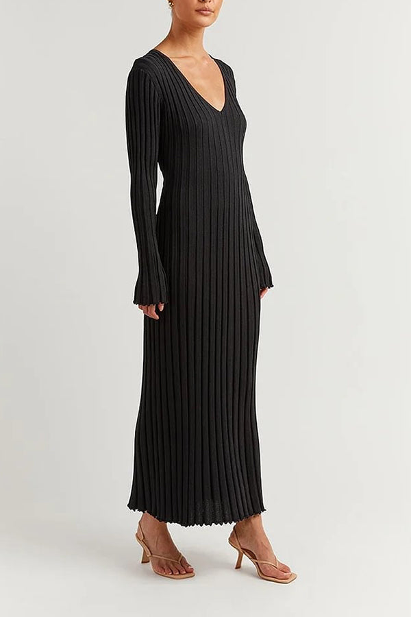 Casual waisted V-neck pit strip slimming knitted long skirt