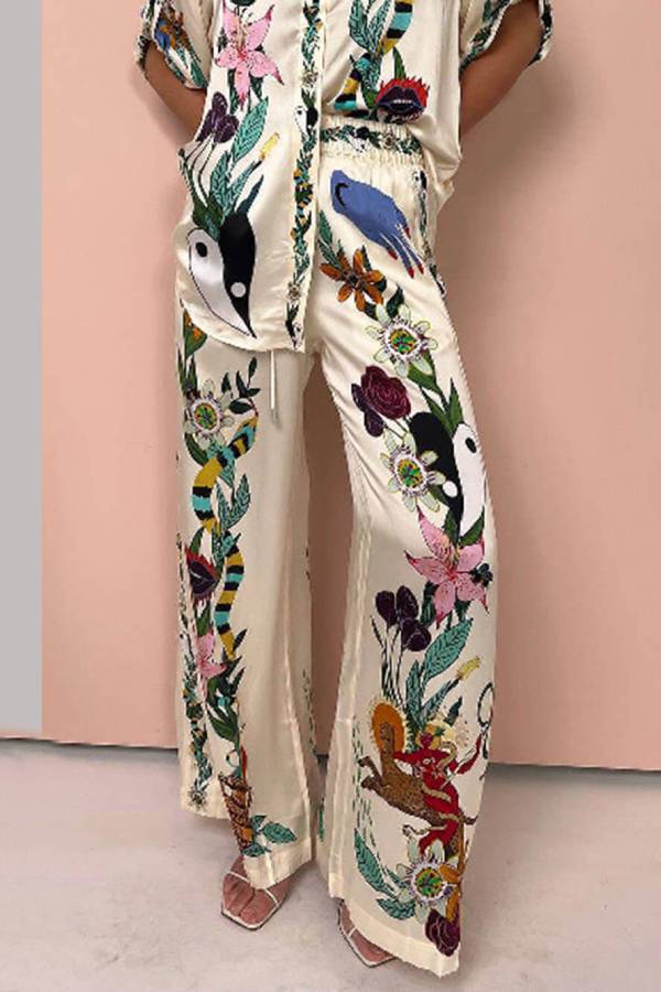 CLAIRE SATIN UNIQUE PRINT ELASTIC WAIST POCKETED WIDE LEG PANTS