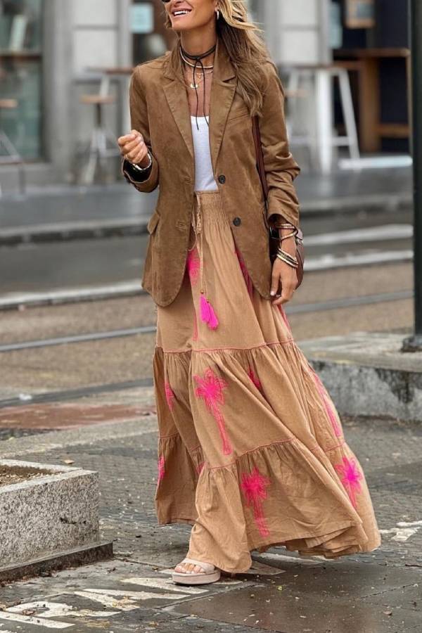 Long Embroidered Skirt: Elegance and Freshness