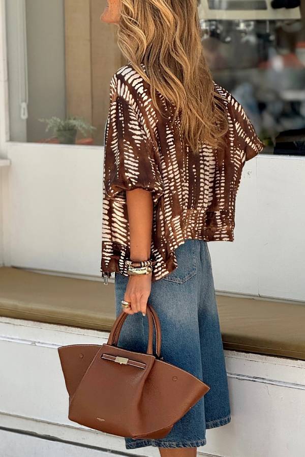 Brown and white tie-dyed batwing sleeve loose short coat