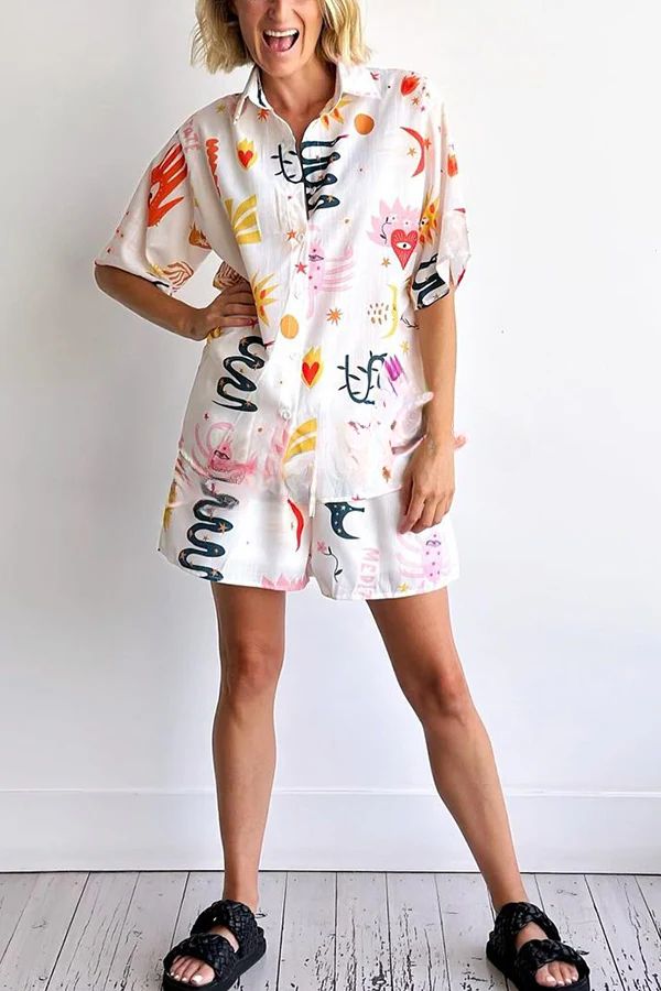 Unique Print Short Sleeve Top and Elastic Waist Loose Shorts Set