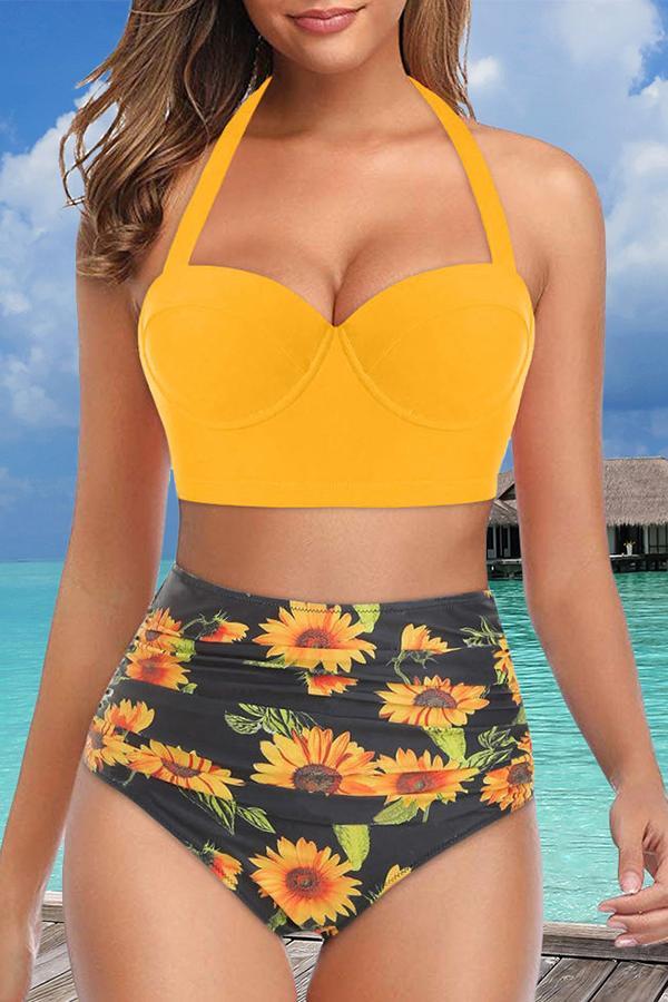 On-trend Flower Printed Bikini Swimsuit (5 Colors)