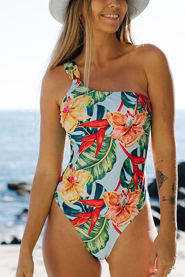 One Shoulder Printed One-piece Swimsuit