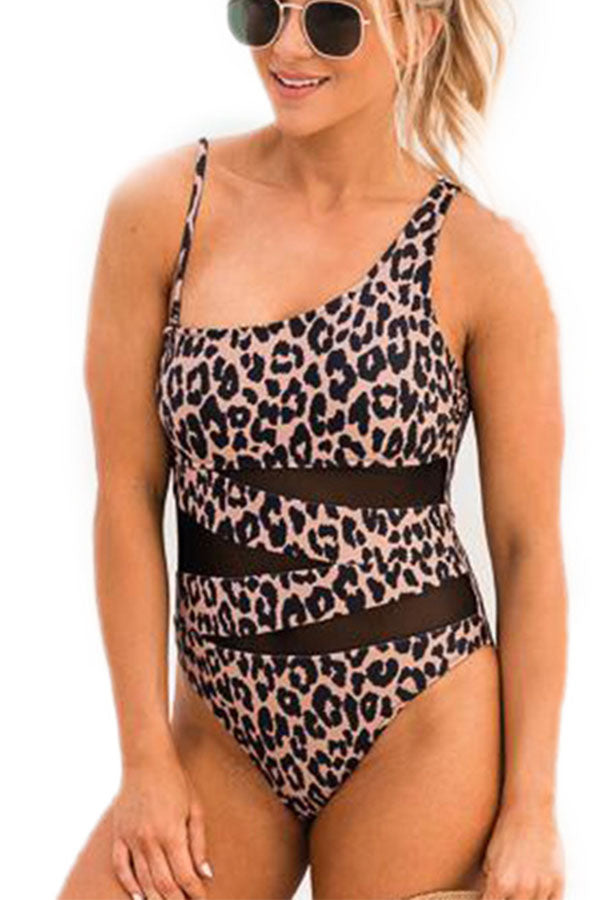 Seaside Leopard Print One-shoulder Swimsuit